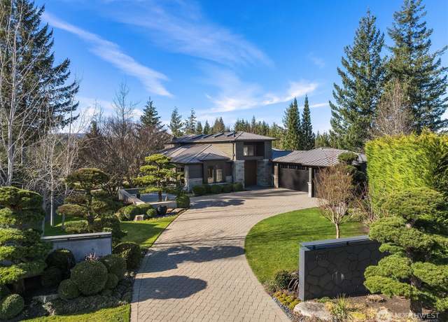 Property at 6210 Fairway Pl SE, Snoqualmie, WA 98065, 4 beds, 4.5 baths