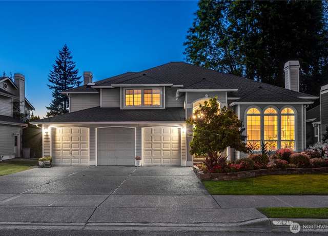 Property at 7421 W Country Club Dr, Arlington, WA 98223, 4 beds, 2.5 baths