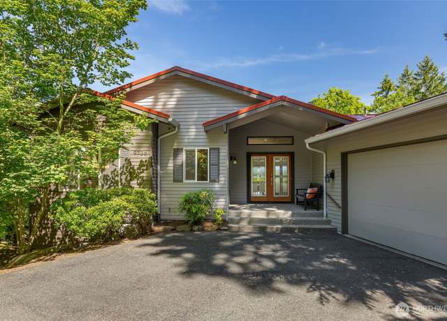 Property at 9736 49th Ave NE, Seattle, WA 98115, 5 beds, 3 baths