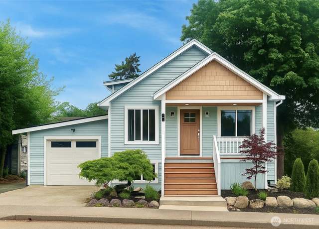 Property at 746 N 88th St, Seattle, WA 98103, 4 beds, 2.5 baths