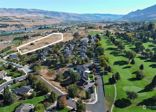 Property at 3025 Riverview Ln, Malaga, WA 98828
