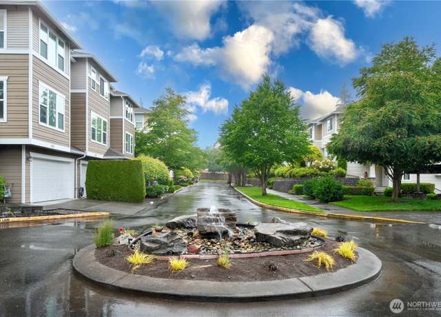 Property at 15 164th St SW Unit D3, Bothell, WA 98012, 3 beds, 2.5 baths