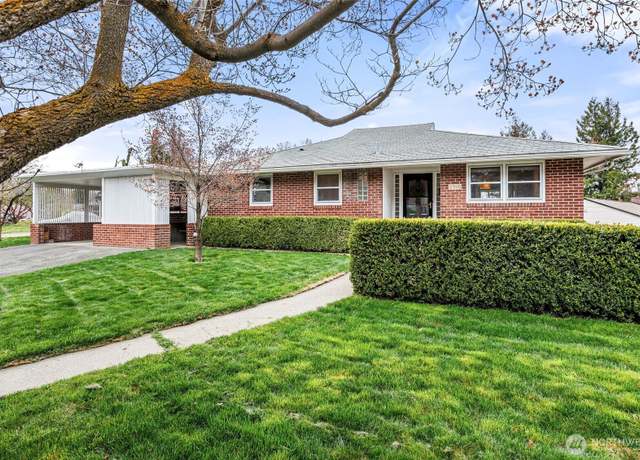 Property at 2910 Shelton Ave, Yakima, WA 98902, 4 beds, 2 baths