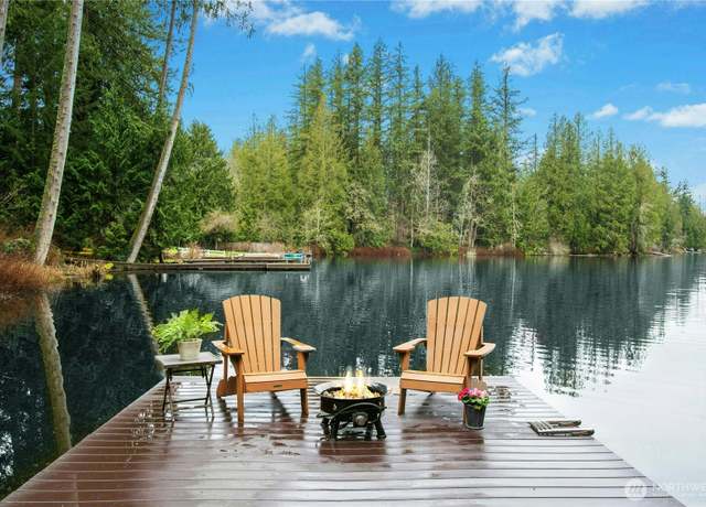 Property at 25432 SE 28th St, Sammamish, WA 98075, 4 beds, 3.5 baths