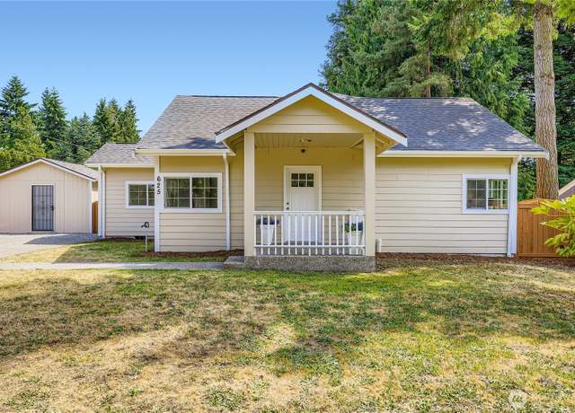 Property at 625 SW 122nd St, Seattle, WA 98146, 3 beds, 2 baths