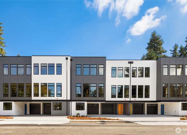 Property at 18440 10th Ave NE, Shoreline, WA 98155, 4 beds, 3.5 baths