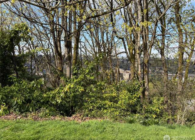 Property at 38 XX 21st Ave SW, Seattle, WA 98106