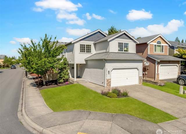 Property at 26151 242nd Ct SE, Maple Valley, WA 98038, 4 beds, 2.5 baths