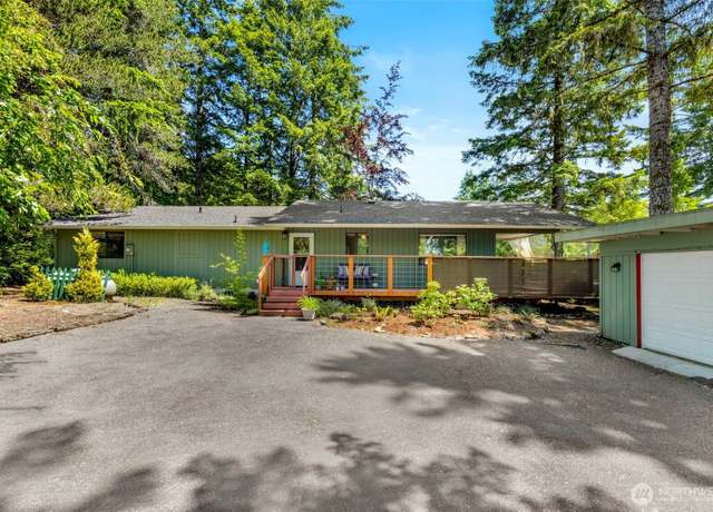 Property at 131 E Vine Maple Ln, Union, WA 98592, 3 beds, 2 baths