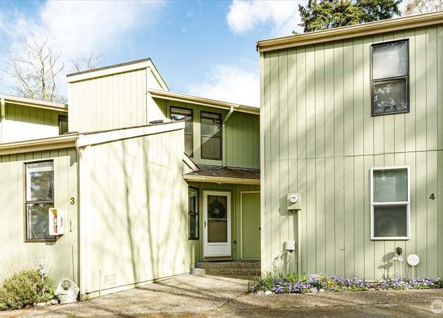 Property at 1220 SW Harrier Cir #3, Oak Harbor, WA 98277, 2 beds, 2 baths