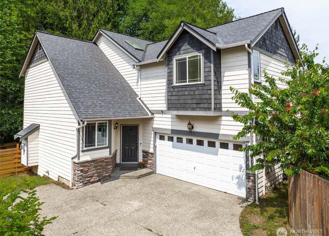 Property at 1811 97th Pl SW, Everett, WA 98204, 3 beds, 2.5 baths