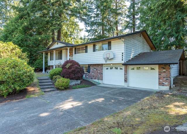 Property at 5015 Fowler Ave, Everett, WA 98203, 3 beds, 3 baths