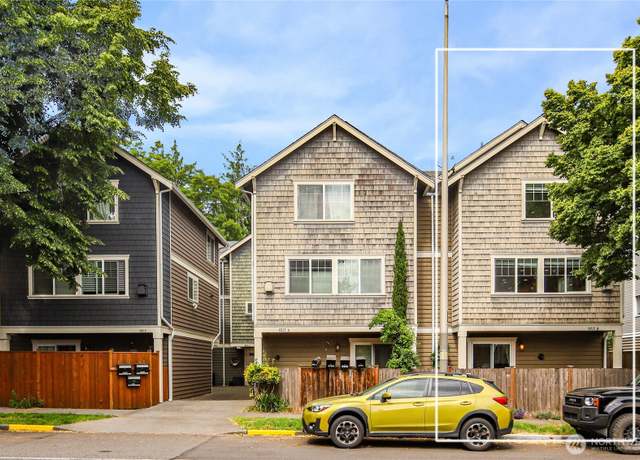 Property at 9217 Roosevelt Way NE Unit B, Seattle, WA 98115, 3 beds, 2.5 baths