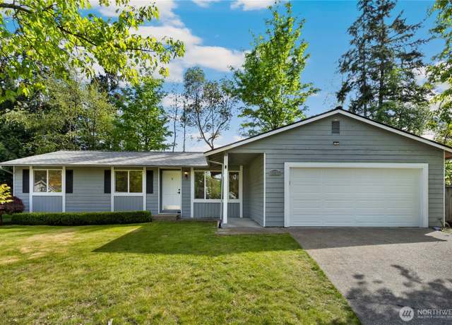 Property at 11707 NE 98th St, Kirkland, WA 98033, 3 beds, 2 baths