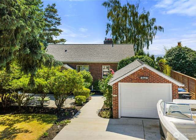 Property at 10825 Marine View Dr SW, Seattle, WA 98146, 4 beds, 2.5 baths
