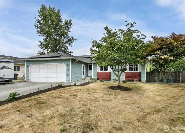 Property at 8715 69th Dr NE, Marysville, WA 98270, 3 beds, 2 baths