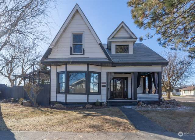 Property at 602 S Adams St, Ritzville, WA 99169, 5 beds, 2 baths