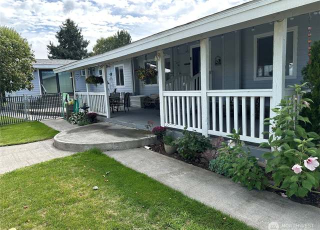 Property at 15241 Baseline .5 SE, Moses Lake, WA 98837, 3 beds, 3 baths