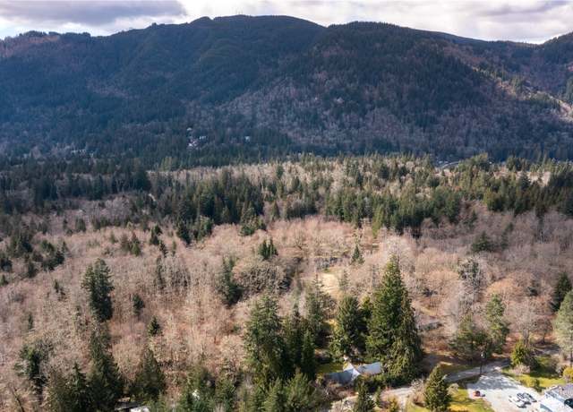 Property at 715 Iowa Heights Rd, Sedro Woolley, WA 98284, 2 beds, 1 bath