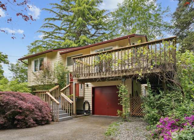 Property at 381 Austin Ave, Port Orchard, WA 98366, 3 beds, 2 baths