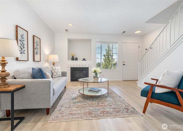 Property at 3468 Deer Pointe Ct, Bellingham, WA 98226, 2 beds, 2.5 baths