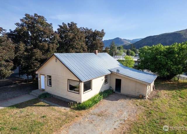 Property at 318 Lombard St, Twisp, WA 98856, 2 beds, 1 bath