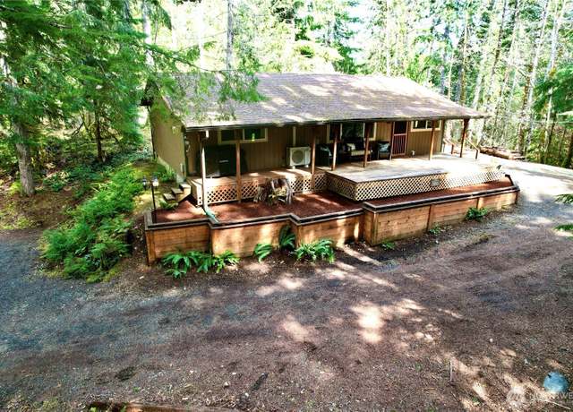 Property at 961 N Potlatch Dr, Hoodsport, WA 98548, 2 beds, 1 bath