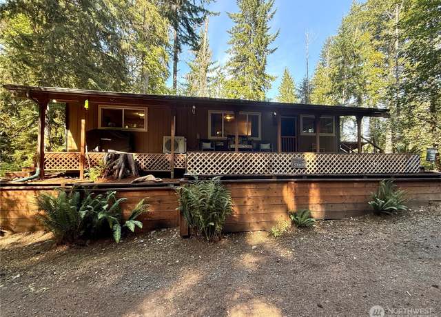 Property at 961 N Potlatch Dr, Hoodsport, WA 98548, 2 beds, 1 bath
