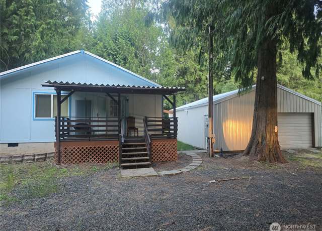 Property at 360 E Lakeshore Dr E, Shelton, WA 98584, 2 beds, 2 baths