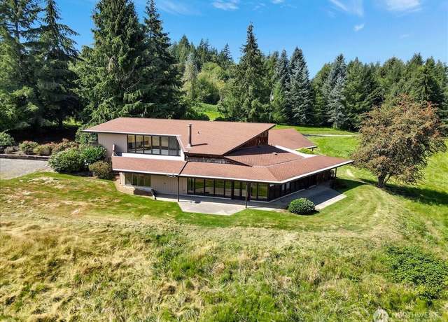 Property at 3630 252nd St NE, Arlington, WA 98223, 5 beds, 4 baths