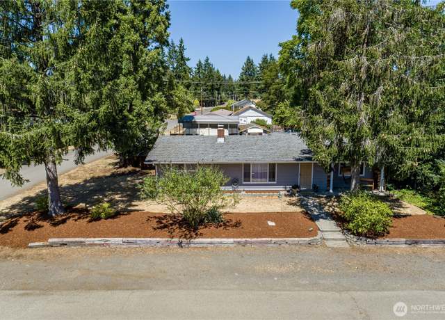 Property at 1226 W Alder St, Shelton, WA 98584, 4 beds, 1.5 baths