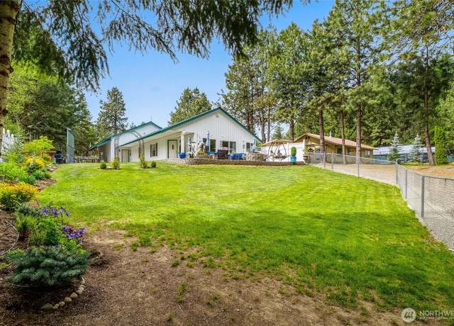 Property at 1811 Hundley Rd, Cle Elum, WA 98922, 3 beds, 2.5 baths
