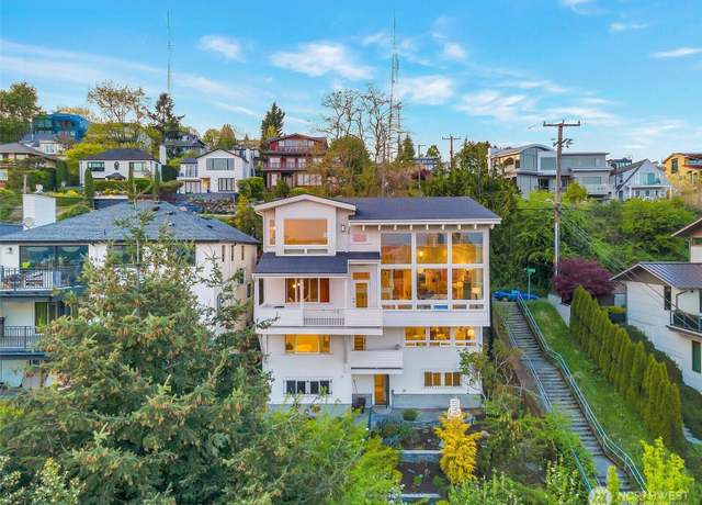 Property at 225 Ward St, Seattle, WA 98109, 4 beds, 3.5 baths