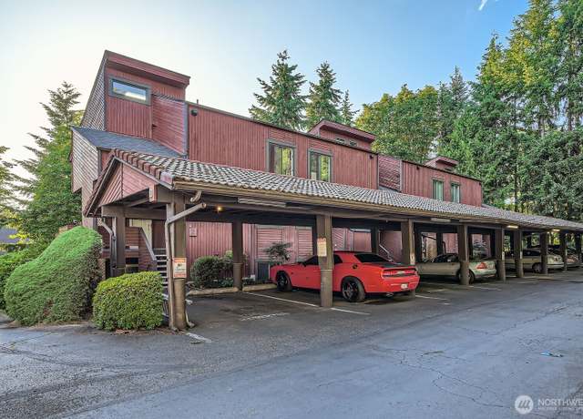 Property at 1208 S 216th St Unit D201, Des Moines, WA 98198, 2 beds, 1.5 baths