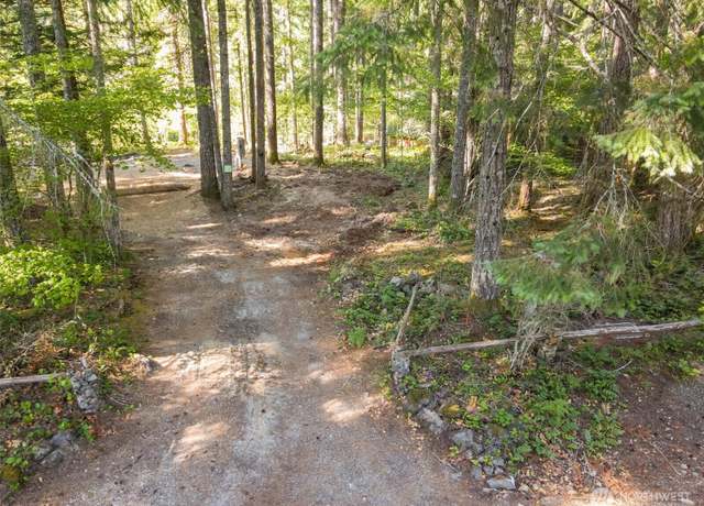 Property at 21 N Quinault Pl, Hoodsport, WA 98548