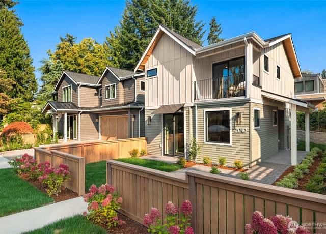 Property at 2010 9th St W, Kirkland, WA 98033, 2 beds, 2 baths