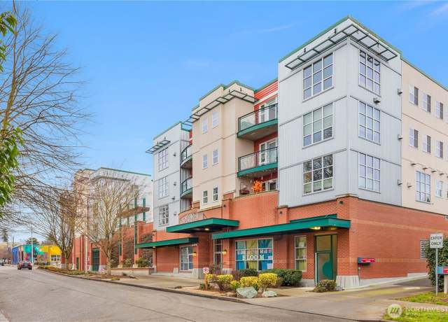 Property at 2331 42nd Ave SW #318, Seattle, WA 98116, 2 beds, 2 baths