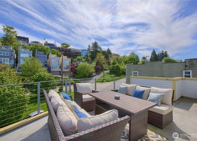Property at 2067 Gilman Dr W, Seattle, WA 98119, 2 beds, 2.5 baths