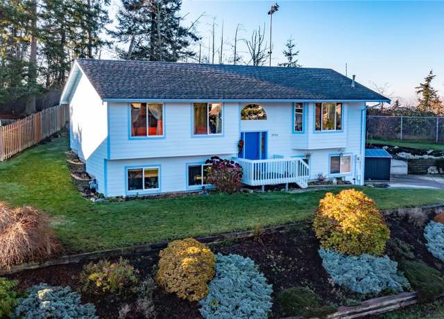 Property at 3945 Magrath Rd, Bellingham, WA 98226, 3 beds, 3 baths