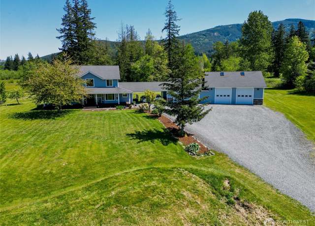 Property at 2724 Henderson Rd, Bellingham, WA 98226, 4 beds, 3 baths