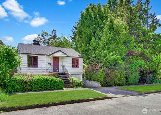 Property at 725 N 92nd St, Seattle, WA 98103, 2 beds, 1 bath