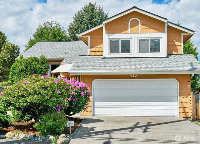 Property at 6109 N 37th St, Tacoma, WA 98407, 3 beds, 2.5 baths