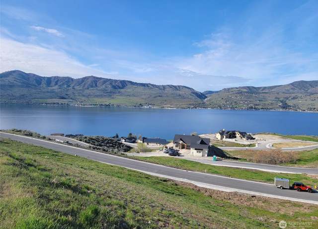 Property at 126 Westview Dr, Chelan, WA 98816