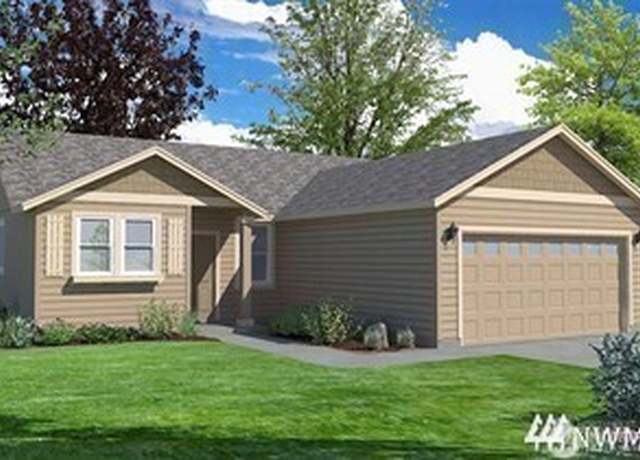 Property at 4544 Grape Dr, Moses Lake, WA 98837, 3 beds, 2 baths