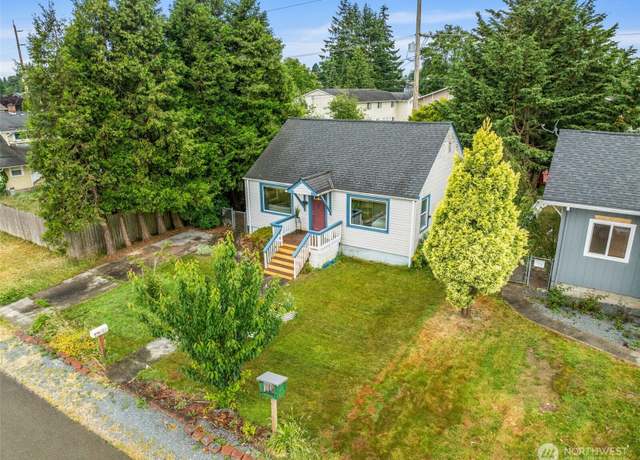 Property at 1522 Chestnut St, Everett, WA 98201, 2 beds, 1 bath
