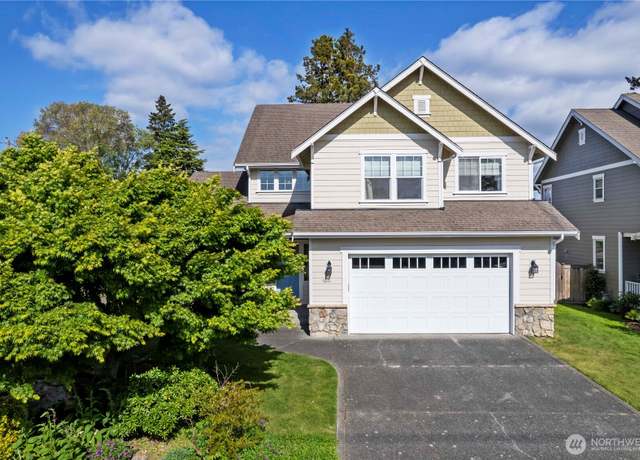 Property at 1011 N Mullen St, Tacoma, WA 98406, 3 beds, 2.5 baths
