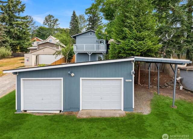 Property at 32213 3rd Ave, Black Diamond, WA 98010, 3 beds, 3 baths