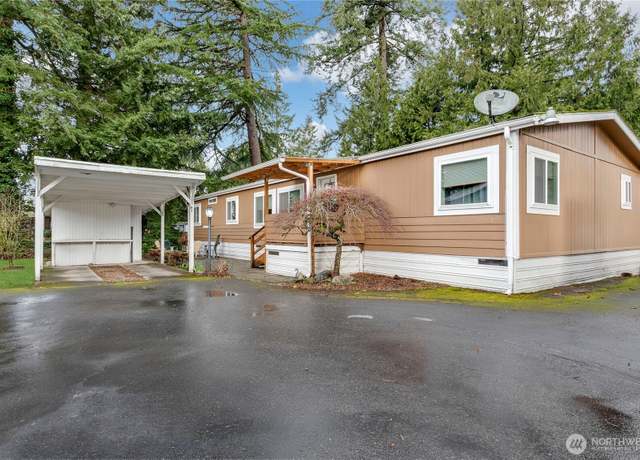 Property at 900 29th St SE Unit E-1, Auburn, WA 98002, 3 beds, 2 baths
