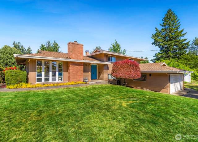 Property at 1981 Sequoia St SE, Port Orchard, WA 98366, 3 beds, 3 baths