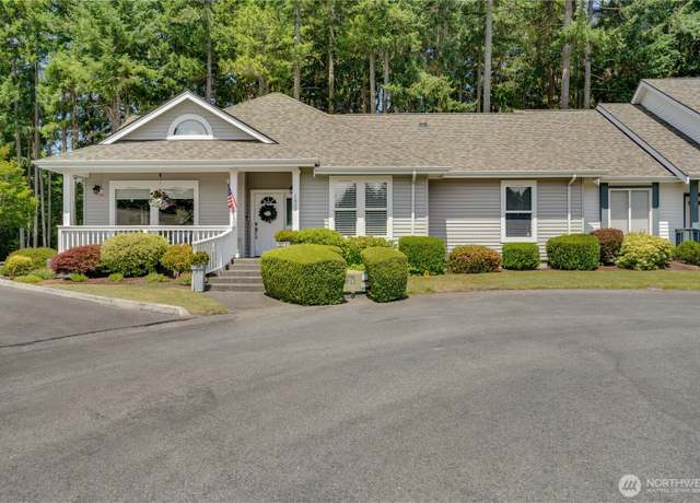 Property at 2621 18th Avenue Ct NW, Gig Harbor, WA 98335, 2 beds, 2 baths
